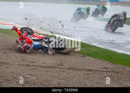 Valence/Espagne - 11/18/2018 - # 43 Jack Miller (AUS) Ducati Pramac, Alma s'écraser sur le GP de Valencia Ricardo Tormo à Banque D'Images