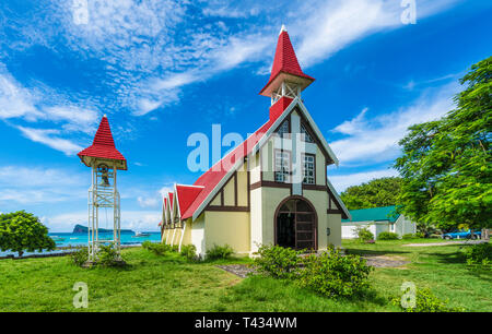 Eglise rouge au village de Cap Malheureux, Ile Maurice Banque D'Images