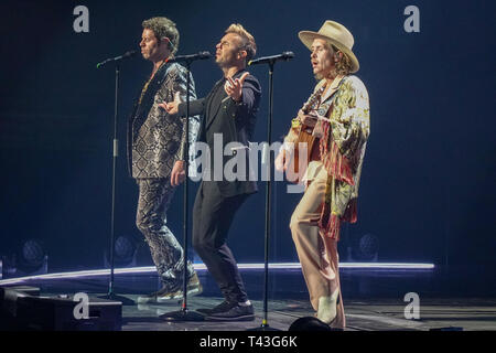 11 avril 2019 - Gary Barlow, Mark Owen, Howard Donald et du groupe de pop britannique, Take That, effectuer à la Sheffield Arena sur la soirée d'ouverture de leur UK Tour 2019 (Crédit Image : © Myles Wright/Zuma sur le fil) Banque D'Images