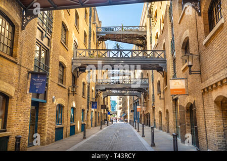 Shad Thames a converti des appartements d'entrepôt, Londres, Angleterre, Royaume-Uni Banque D'Images