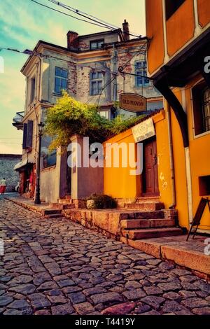 Vieille rue pavée de il vieille ville de Plovdiv, Bulgarie Banque D'Images