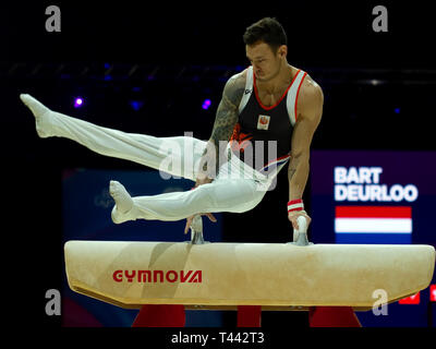 Birmingham, Angleterre, RU. 23 mars, 2019. Les Pays-Bas' Bart Deurloo en action au cours de la compétition hommes cheval d'arçons, au cours de la gymnastique 2019 Banque D'Images