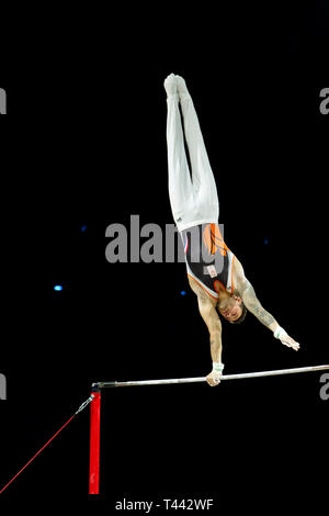 Birmingham, Angleterre, RU. 23 mars, 2019. Les Pays-Bas' Bart Deurloo en action au cours de la barre horizontale, au cours de la concurrence 2019 Gymnasti Banque D'Images