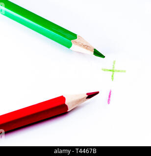 Crayon vert et rouge Banque D'Images