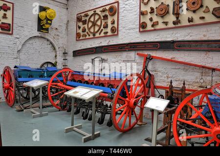 Les machines agricoles à long Shop Museum, Woodbridge, Suffolk, UK - ils avaient l'habitude de faire dans l'usine de machines Banque D'Images