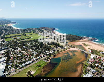 Vue aérienne de Narrabeen Narrabeen Nord, lagon Rockpool, Turimetta beach et Mona Vale beach. Côte de la mer de Tasman à Sydney. Banque D'Images