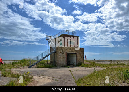 Bombe atomique et l'ancien site d'essais radar à Orford Ness, Orford, Suffolk, UK. Maintenant une zone humide du paysage et de la nature de la réserve. Effet HDR appliquée. Banque D'Images