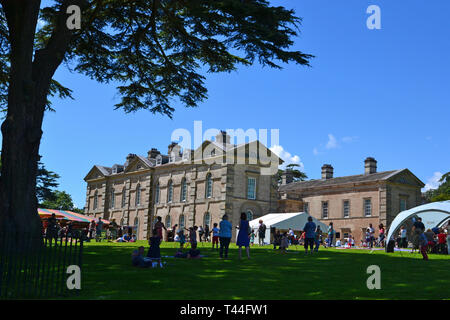 Compton Verney House, Compton Verney, Kineton, Warwickshire, Angleterre, Royaume-Uni. Hôtel particulier du xviiie siècle. Galerie d'art avec parc paysagé. Banque D'Images