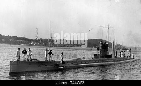 Kaiserliche Marine / Marine impériale allemande - Uboot / U-Boot / SM Sous-marin U 9 Banque D'Images