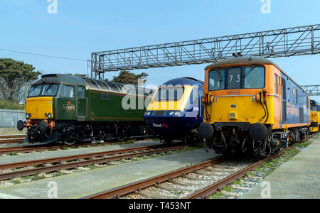 Rock Long, Penzance, Royaume-Uni. 13 avril 2019. Trio de moteurs sur l'affichage pour la journée portes ouvertes : Crédit Bob Sharples/Alamy Live News Banque D'Images