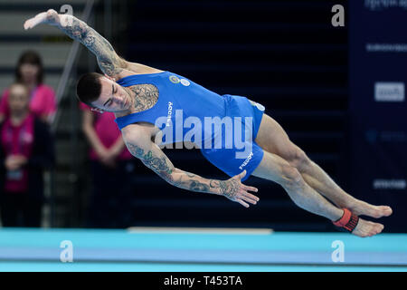 Szczecin, Poméranie occidentale, Pologne. 13 avril 2019 - Szczecin, en Poméranie occidentale, Pologne - Nicola Bartolini d'Italie vu en action lors de la finale de l'appareil 8e championnats d'Europe en gymnastique artistique Crédit : Mateusz Slodkowski SOPA/Images/ZUMA/Alamy Fil Live News Banque D'Images