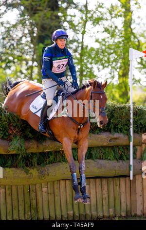 Burnham Market, Norfolk, Royaume-Uni. 13Th apr 2019. La 10e place. Zara Tindall équitation Watkins. GBR. Recherche avancée. L'article O. Retraites Barefoot Burnham Market International Horse Trials. Le concours complet. Burnham Market. Le Norfolk. United Kingdom. GBR. {13}/{04}/{2019}. Credit : Sport en images/Alamy Live News Banque D'Images