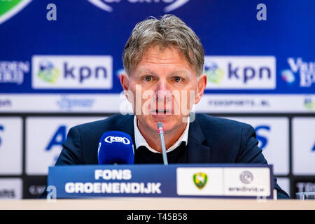 ALKMAAR, AZ - ADO La Haye, 13-04-2019 football, saison 2018 de l'Eredivisie néerlandaise - 2019, l'AFAS Stadium, ADO Den Haag coach Fons Groenendijk après le match AZ - ADO La Haye Banque D'Images