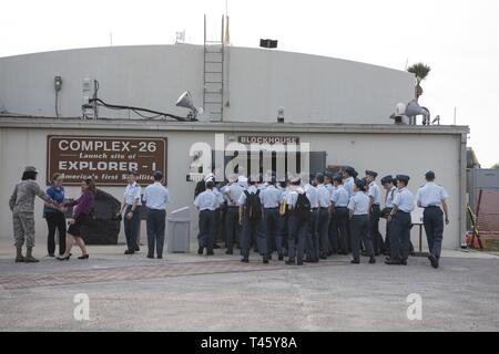 L'Aviation royale du Canada de Toronto, Canada, visitez le Air Force Space et musée de missiles durant leur période d'aérienne de Cap Canaveral, Floride, le 11 mars 2019. Leur tournée les éduquer sur l'histoire américaine de l'espace et l'exploration. Banque D'Images