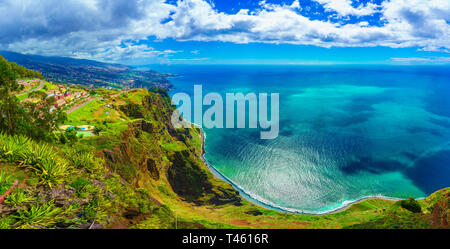 Vue aérienne du plus haut de la Cabo Girao, l'île de Madère, Portugal Banque D'Images