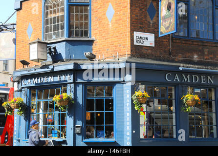 Camden Eye pub à Camden Town, au nord de Londres, UK Banque D'Images