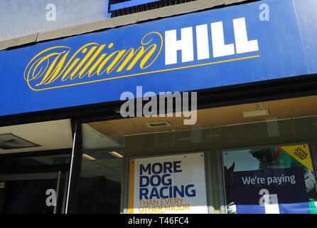 William Hill bookmaker sur Camden High Street, au nord de Londres, UK Banque D'Images