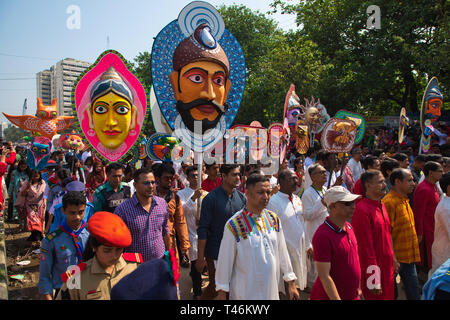 Shobhajatra mongole de Nouvel An 1426 Bengali Banque D'Images