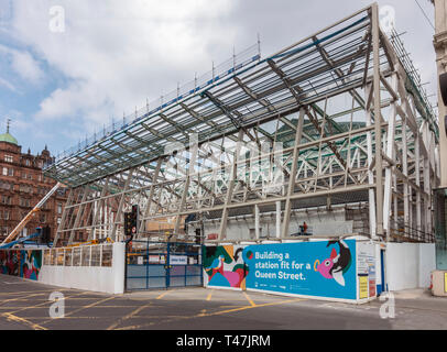 Des progrès dans la reconstruction de la gare Queen Street railwayl dans George Street Glasgow Scotland UK Banque D'Images