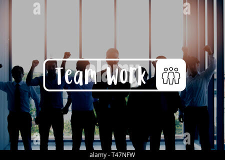 Groupe de gens d'affaires avec office - avec le travail d'équipe word Banque D'Images