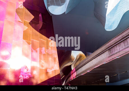 Détails de l'univers coloré et des murs du musée de la culture pop de Seattle, Washington, USA Banque D'Images