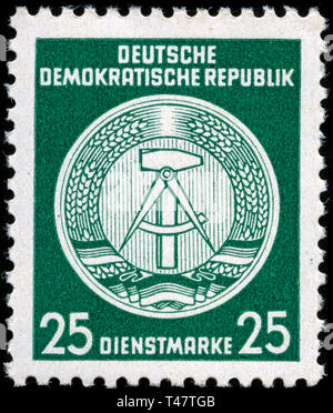 Timbre-poste de l'Allemagne de l'Est (DDR) dans la série émise en 1954 Banque D'Images