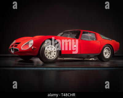 ARESE, ITALIE - 13 février 2019 : 1965 Alfa Romeo Giulia TZ Zagato Tubolare 2 (2) dans l'Alfa Romeo Museum (Museo Storico Alfa Romeo) Banque D'Images