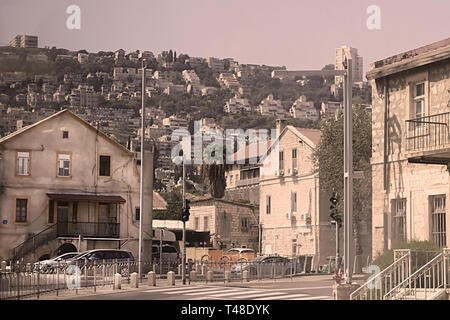 Sur la rue de Haïfa, Israël, Moyen Orient Banque D'Images