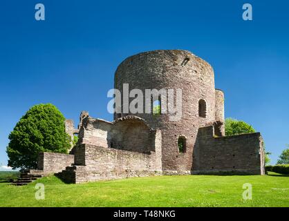 Les ruines du château dans Krukenburg Karlshafen-Helmarshausen mauvais, Reinhardswald, Weserbergland, Hesse, Allemagne Banque D'Images