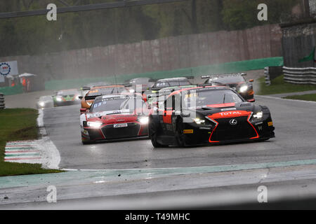 Monza, Italie. 14 avr, 2019. Tech 1 Racing FCR Lexus GT3 avec les pilotes de la Coupe Am Fabien Barthez, Bernard Delhez et - au cours de la 2019 GT série Blancpain à Autodromo di Monza, Monza, Italie, le 14 avril 2019. Photo par Jurek Biegus. Usage éditorial uniquement, licence requise pour un usage commercial. Aucune utilisation de pari, de jeux ou d'un seul club/ligue/dvd publications. Credit : UK Sports Photos Ltd/Alamy Live News Banque D'Images