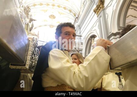 14 avril 2019 (Malaga Malaga ) l'acteur Antonio Banderas participe une année de plus dans la procession de la Vierge de Lagrimas et favorise aujourd'hui Dimanche de bouquets dans la Semaine Sainte de Malaga Cordon Press Banque D'Images