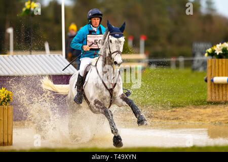 Norfolk, Royaume-Uni. 14 avr 2019. 2e place. Tom McEwen équitation Dreamaway II. GBR. CCI3*. La Section A. Barefoot Retreats Burnham Market International Horse Trials. Le concours complet. Burnham Market. Le Norfolk. United Kingdom. GBR. {14}/{04}/{2019}. Credit : Sport en images/Alamy Live News Banque D'Images