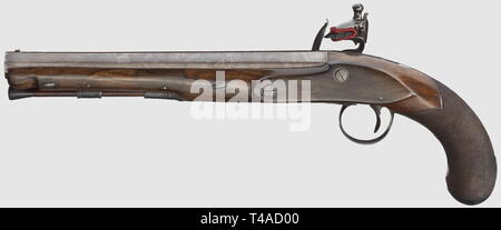 Une fine enveloppe en paire de pistolets à silex anglais, William Bond, Londres, vers 1820. Par canon lisse octogonal en 14.5 mm Calibre, signé sur le dessus. Flintlocks avec glisser peu gravé des sécurités et frizzens sur rouleaux. Les stocks de fer plein de noix avec des meubles d''une salle de bains privative, de l'argent gravé avec écussons "monogramme BM'. Ramrods en bois avec des conseils de l'avertisseur sonore. Les armes ont été améliorées de façon professionnelle, certaines parties ont été réparés, pièces métalliques et des canons bleuis récemment. Longueur 38,5 cm. Dans une vieille affaire d'acajou avec poignée en laiton, le Additional-Rights Clearance-Info , segmentation--Not-Available Banque D'Images