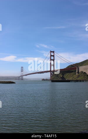 Golden Gate Bridge à partir de Fort Baker, Californie Banque D'Images