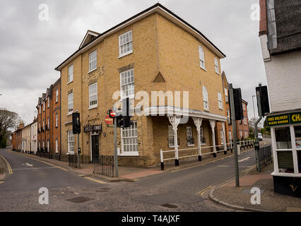 Les routes en bas de la North Walsham high street, une ville dans la région de Norfolk Banque D'Images