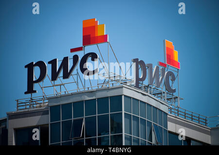 PWC, Bulevard Knyaginya Maria Luiza, Sofia, Bulgarie Banque D'Images