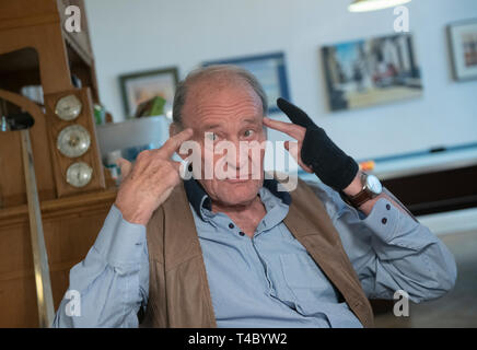 Berlin, Allemagne. 09 avr, 2019. L'acteur Michael Mendl. Mendl célèbre son 75e anniversaire. Crédit : Paul Zinken/dpa/Alamy Live News Banque D'Images