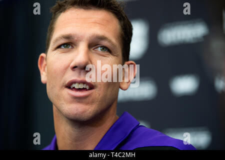 Sacramento, CA, USA. Apr 15, 2019. L'entraîneur-chef des Sacramento Kings Luke Walton parle aux médias au Centre d'or 1 le lundi, 15 avril, 2019 à Sacramento. Crédit : Paul Kitagaki Jr./ZUMA/Alamy Fil Live News Banque D'Images