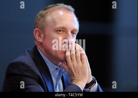 Nuremberg, Allemagne. Apr 16, 2019. Les Dons pour la reconstruction de l'église Notre-Dame : entrepreneur De Luxe Pinault promet 100 millions d'euros. Archives photos : François Henri PINAULT (FRA, Président du Conseil, président-directeur général de PPR, Président de gestion) .Portraet, (M). Conférence de presse de PUMA et Pinault-Printemps-Redoute (PPR) sur l'acquisition de Puma sur 12.04.2007. (M). Utilisation dans le monde entier | Credit : dpa/Alamy Live News Banque D'Images