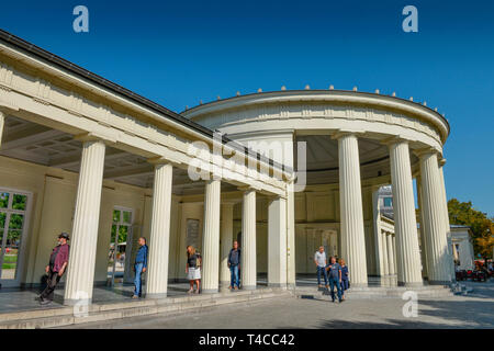 , Elisenbrunnen Friedrich-Wilhelm-Platz, Aix-la-Chapelle, Nordrhein-Westfalen, Deutschland Banque D'Images