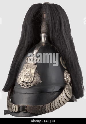 Pare-balles, casques, casque bavarois modèle 1848 pour les soldats de la Landwehr (milice), 3ème année d'infanterie avec plumet noir et d'armoiries, Additional-Rights Clearance-Info-Not-Available- Banque D'Images