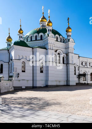 La Laure de Pechersk de Kiev (Monastère de la grotte), Kiev, Ukraine : l'Église réfectoire Banque D'Images
