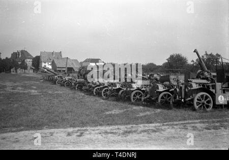 Französisches Heer / Armée de terre française (Armée) / Armée de terre Feldgeschütz Canon de 120 mm modèle 1878 et 155 mm modèle 1877 Banque D'Images