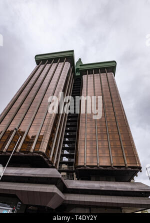 Les Torres de Colón dans la construction de la Plaza de Colon, Paseo de la Castellana, Madrid, Espagne Banque D'Images