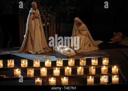 Scène de la Nativité à la Cathédrale Notre Dame de Paris France Banque D'Images