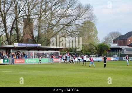 Taunton town v Kings Langley dans les clubs de football de Taunton, Somerset. dans le sud de la Division de la Ligue du Sud Le Premier ministre 13 avril 2019 UK Banque D'Images