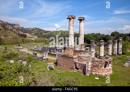 Ruines du temple de Diane ou Artémis en sardes, ancienne ville de l'Empire romain en Turquie moderne Banque D'Images