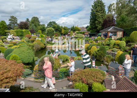 Vue générale sur Bekonscot Model Village, Beaconsfield, Buckinghamshire, UK Banque D'Images