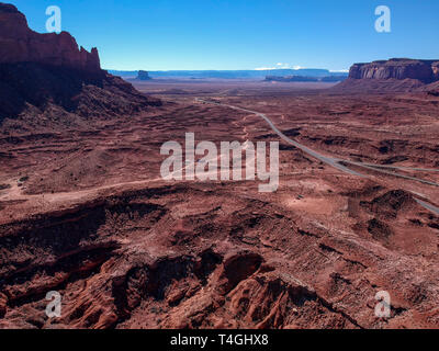 Vue aérienne de Monument Valley, Arizona, USA Banque D'Images