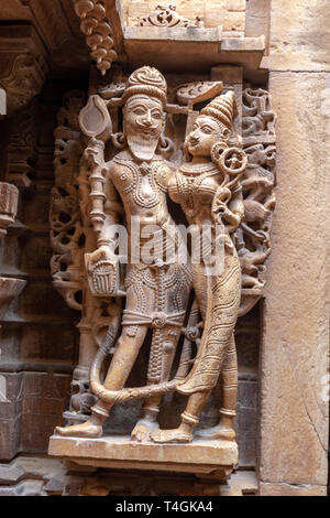 Figures de pierre sculptés dans Chandraprabhu Jain temple jaisalmer, Rajasthan, India Banque D'Images